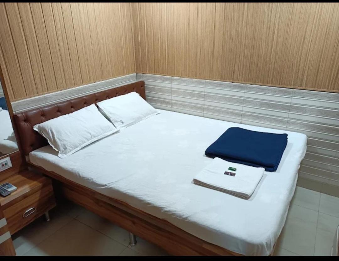Kamal Lodge Kolkata Luaran gambar